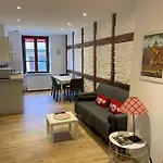 L'ours De - En Centre * كولمار