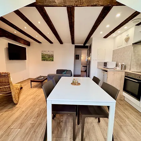 Lejlighed L'ours De - En Centre