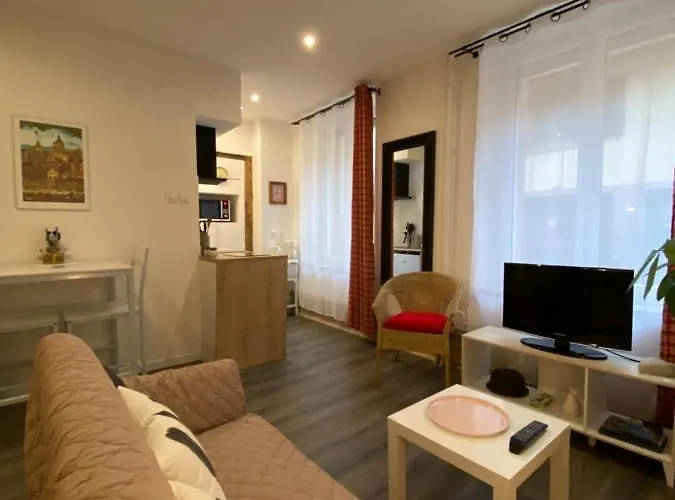 Apartman L'ours De - En Centre